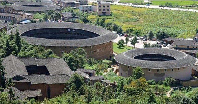自驾游与团体出游的完美方案——旅游包车